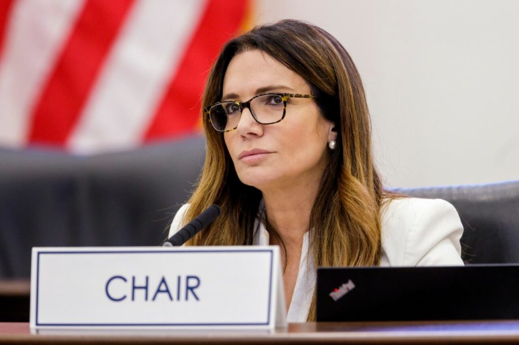 Projet de loi SB56 en Floride : Ileana Garcia, promotrice de la théorie des &laquo;&nbsp;chemtrails&nbsp;&raquo; malgré elle&nbsp;?