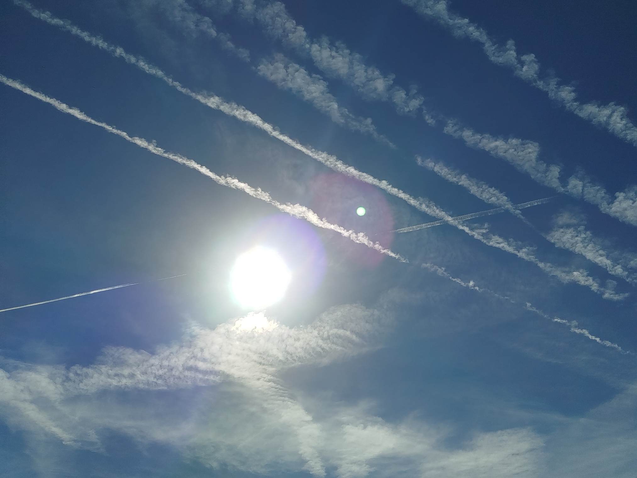 &laquo;&nbsp;Chemtrails&nbsp;&raquo; #8 : l&rsquo;observation à l&rsquo;assaut de la&nbsp;théorie